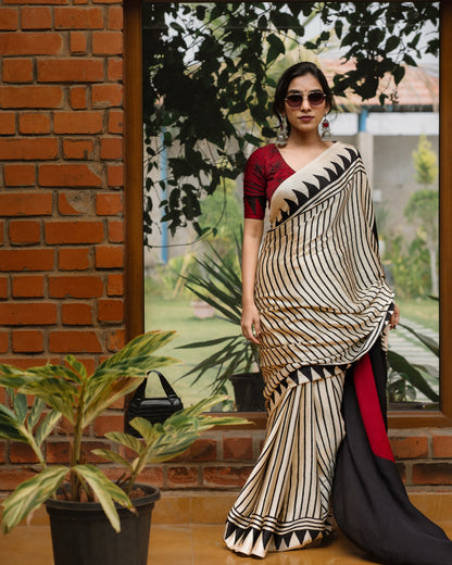 🌟 "Striped Elegance Saree – Black & Ivory Edition"